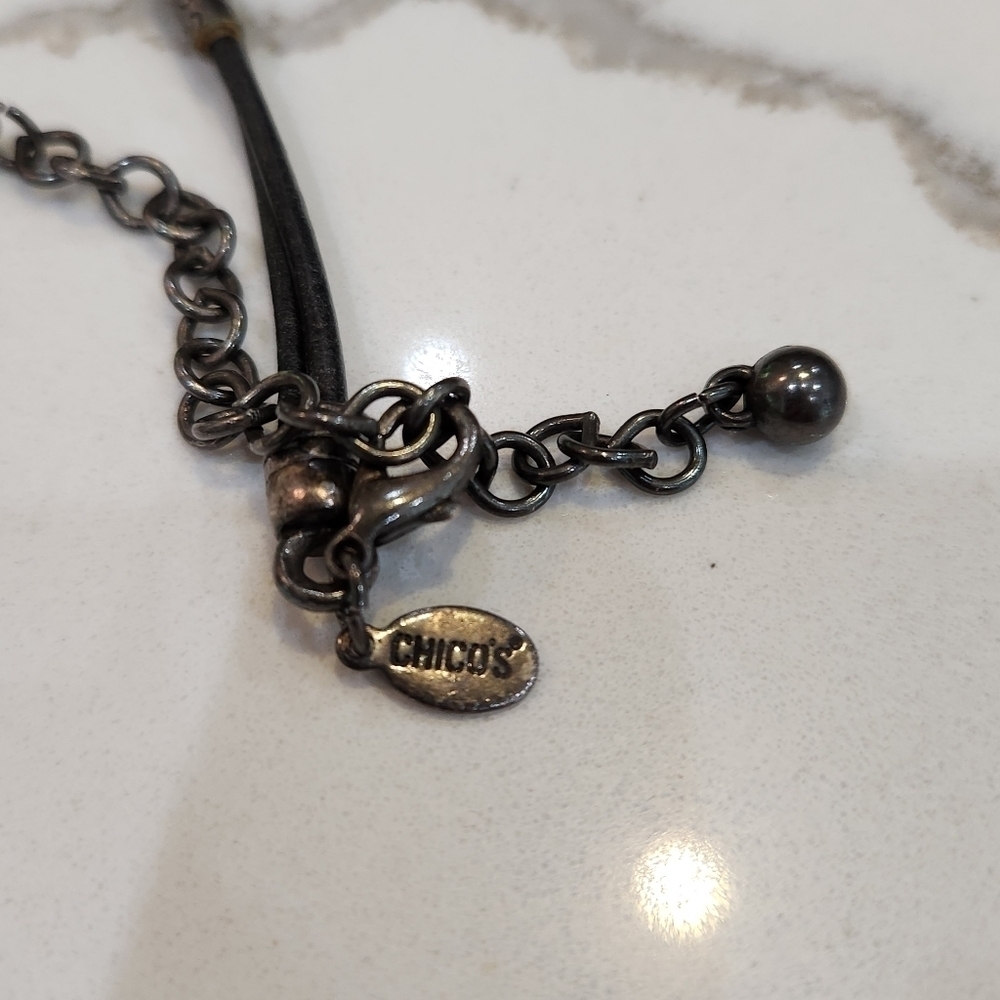 Signed Chicos Pendant Statement Necklace On Stationed Cord - Picture 7 of 7